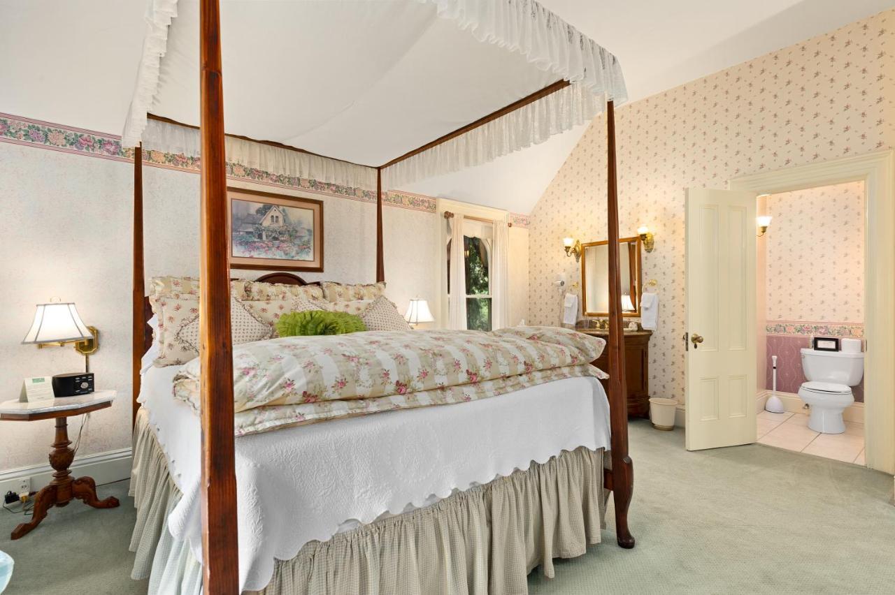 سانتا روسا، كاليفورنيا The Gables Wine Country Inn المظهر الخارجي الصورة