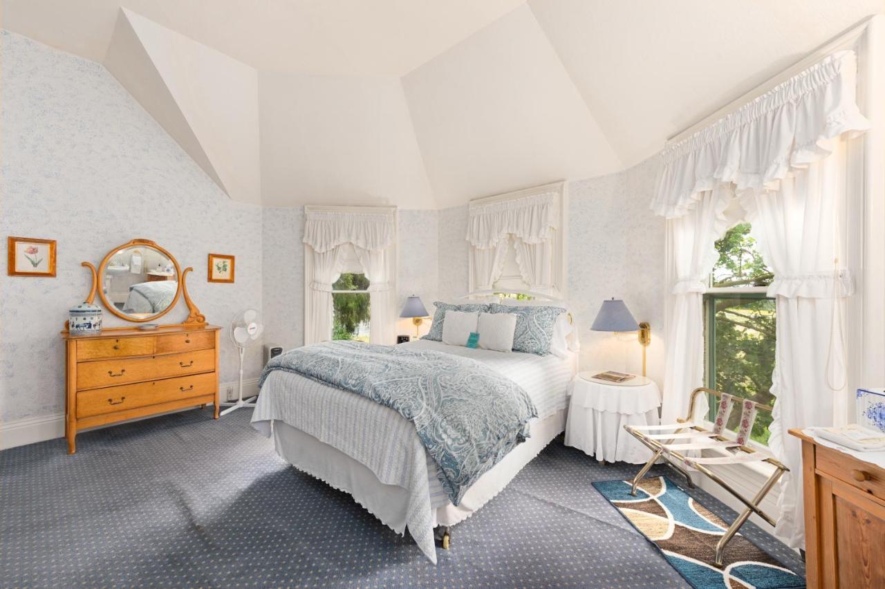 سانتا روسا، كاليفورنيا The Gables Wine Country Inn المظهر الخارجي الصورة